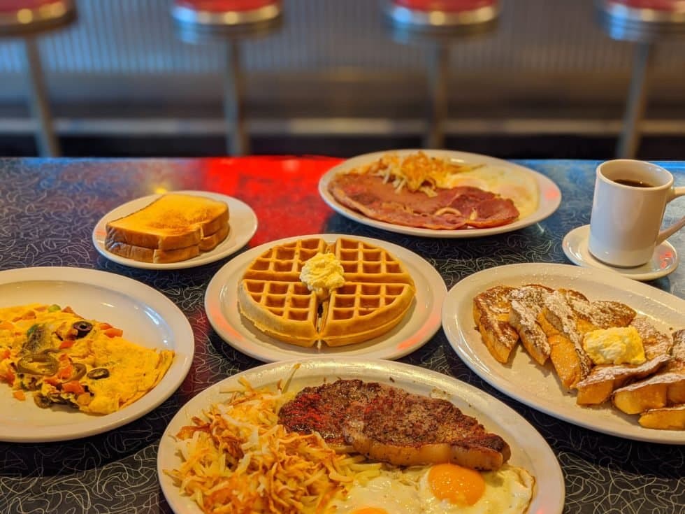 Ernie’s Cafe
